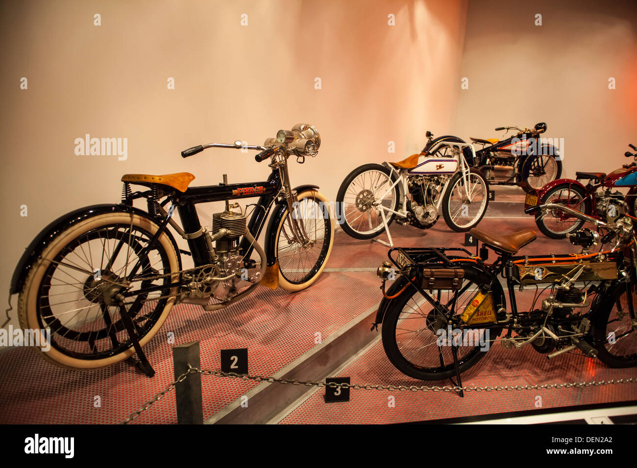 Antique motorbike deals