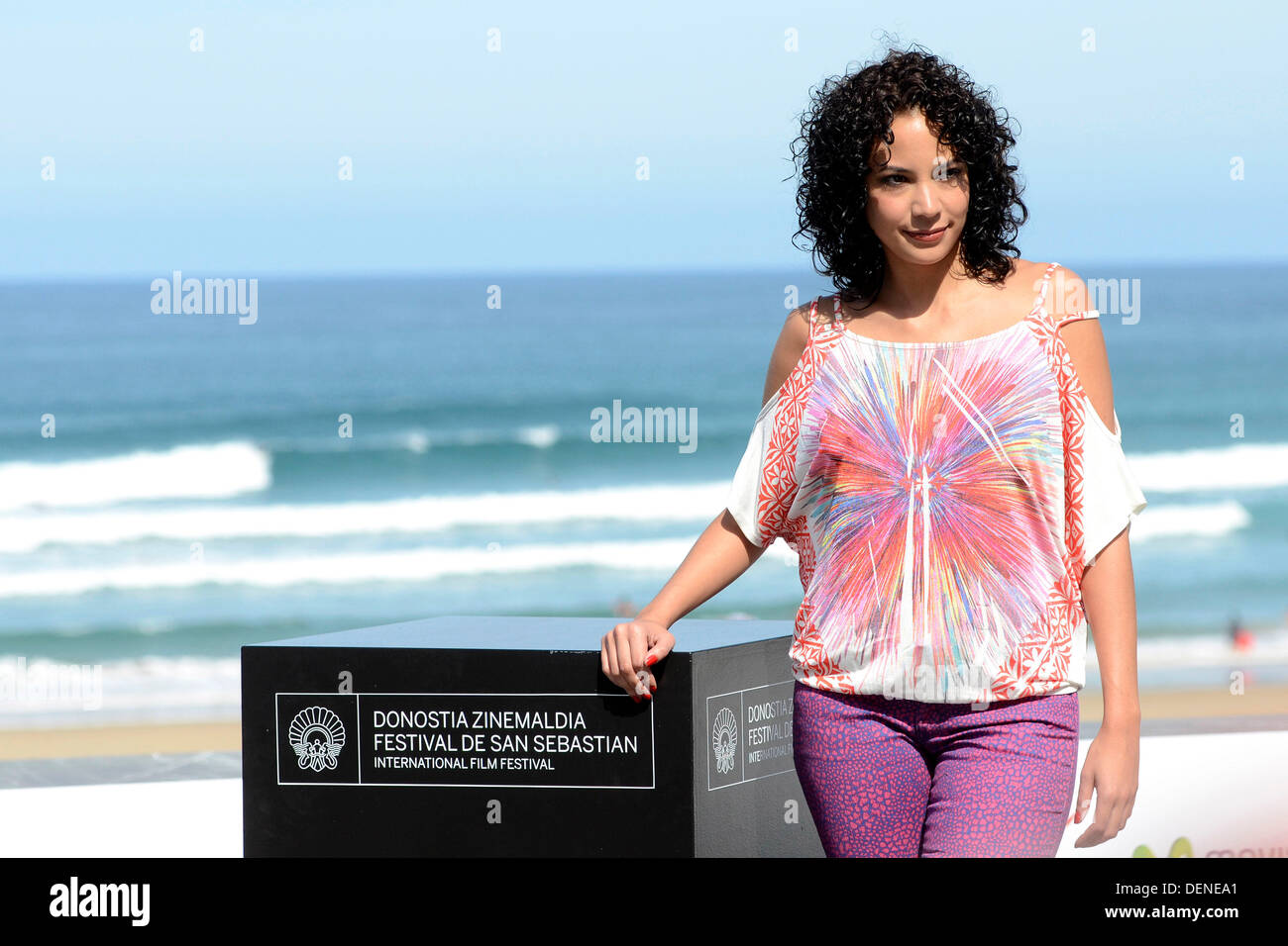 Samantha castillo hires stock photography and images Alamy