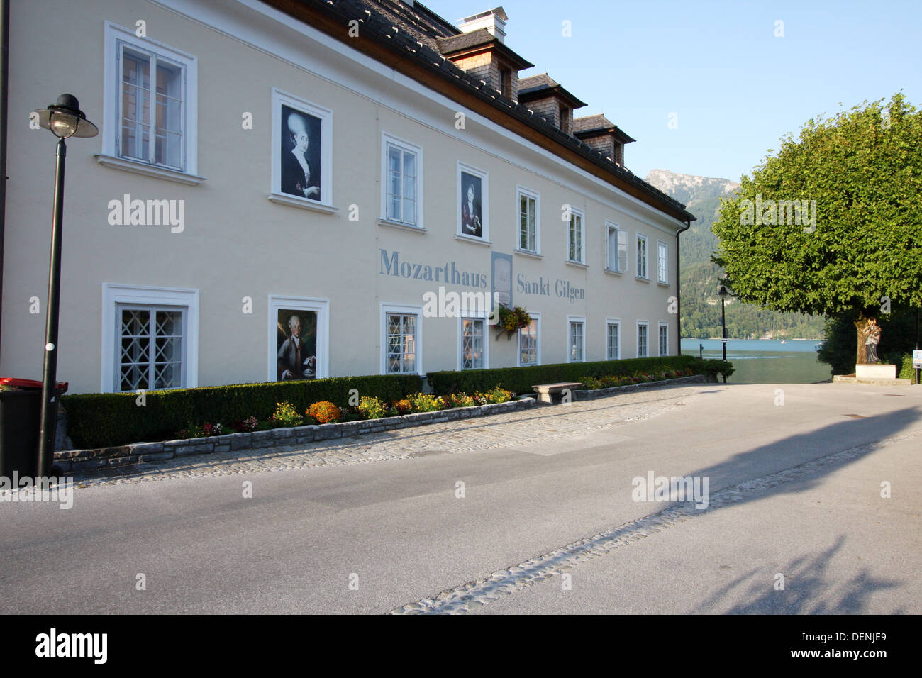 Mozart House (Museum) in St Gilgen on Wolfgangsee Stock Photo Alamy