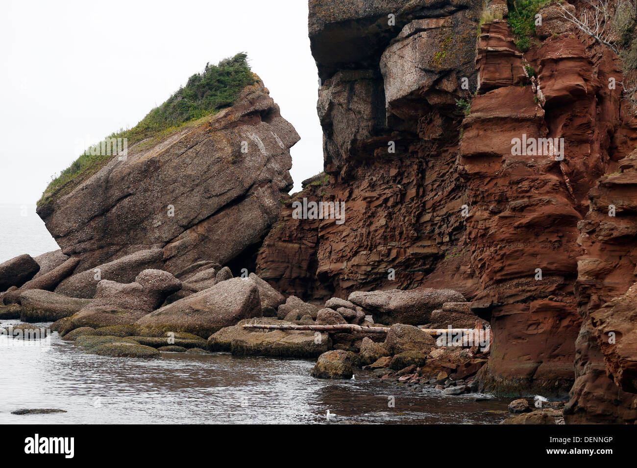 Indian Head Rock,  St.-Georges-de-Malbaie, Gaspe Peninsula, Quebec, Canada Stock Photo