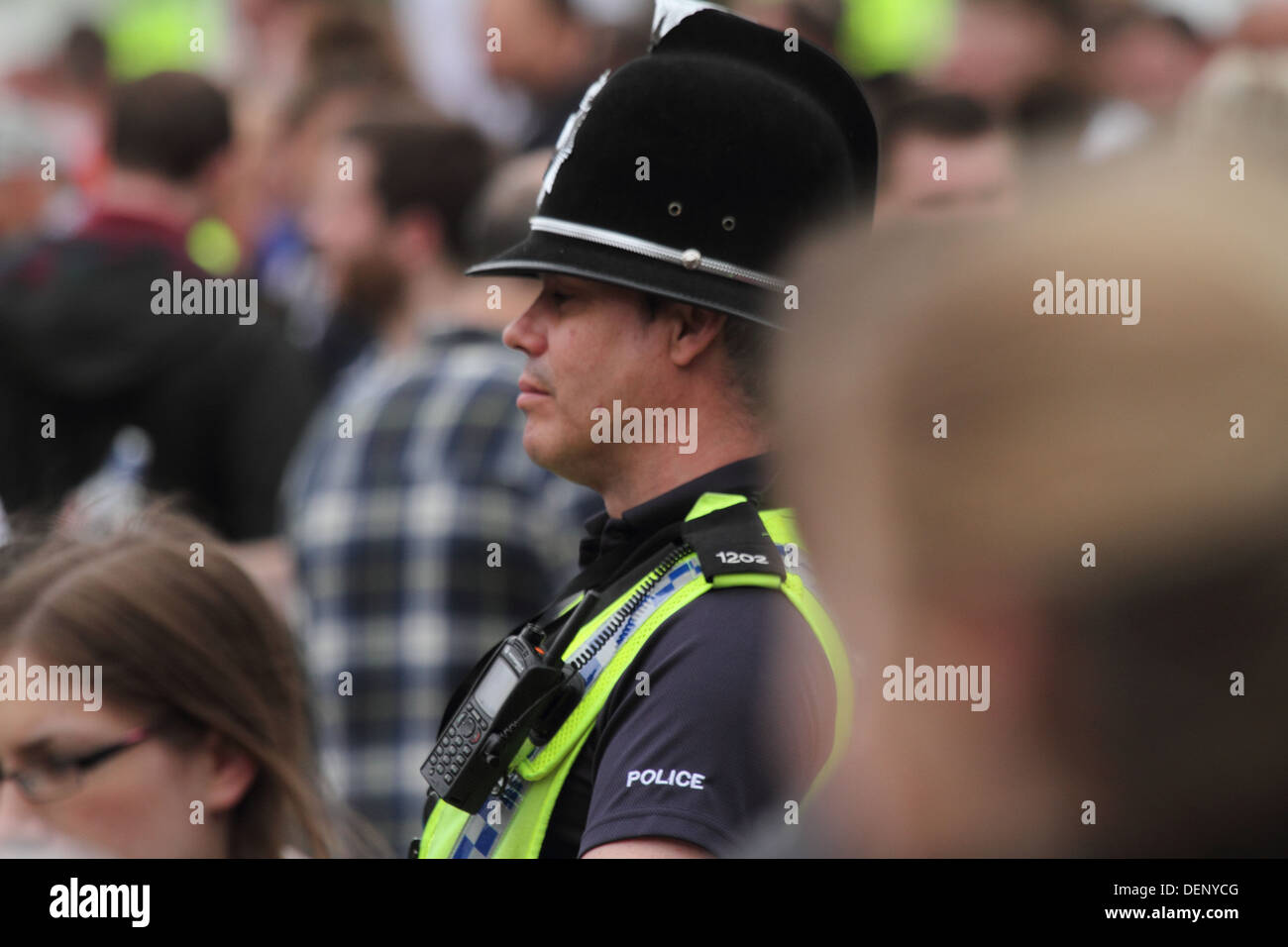 Police officer uk hi-res stock photography and images - Alamy