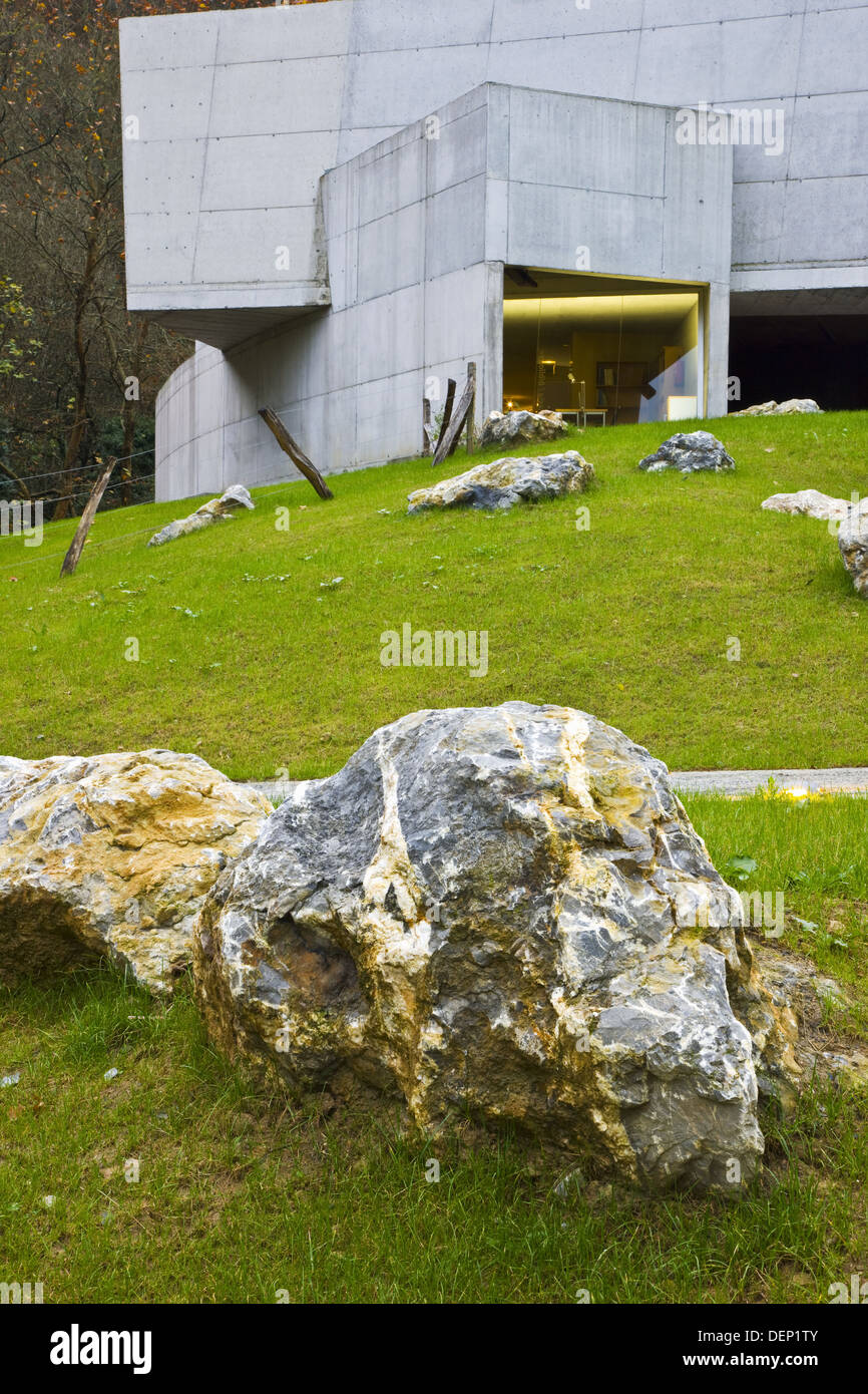 museum-housing-the-replica-of-ekain-cave-cestona-guipuzcoa-basque