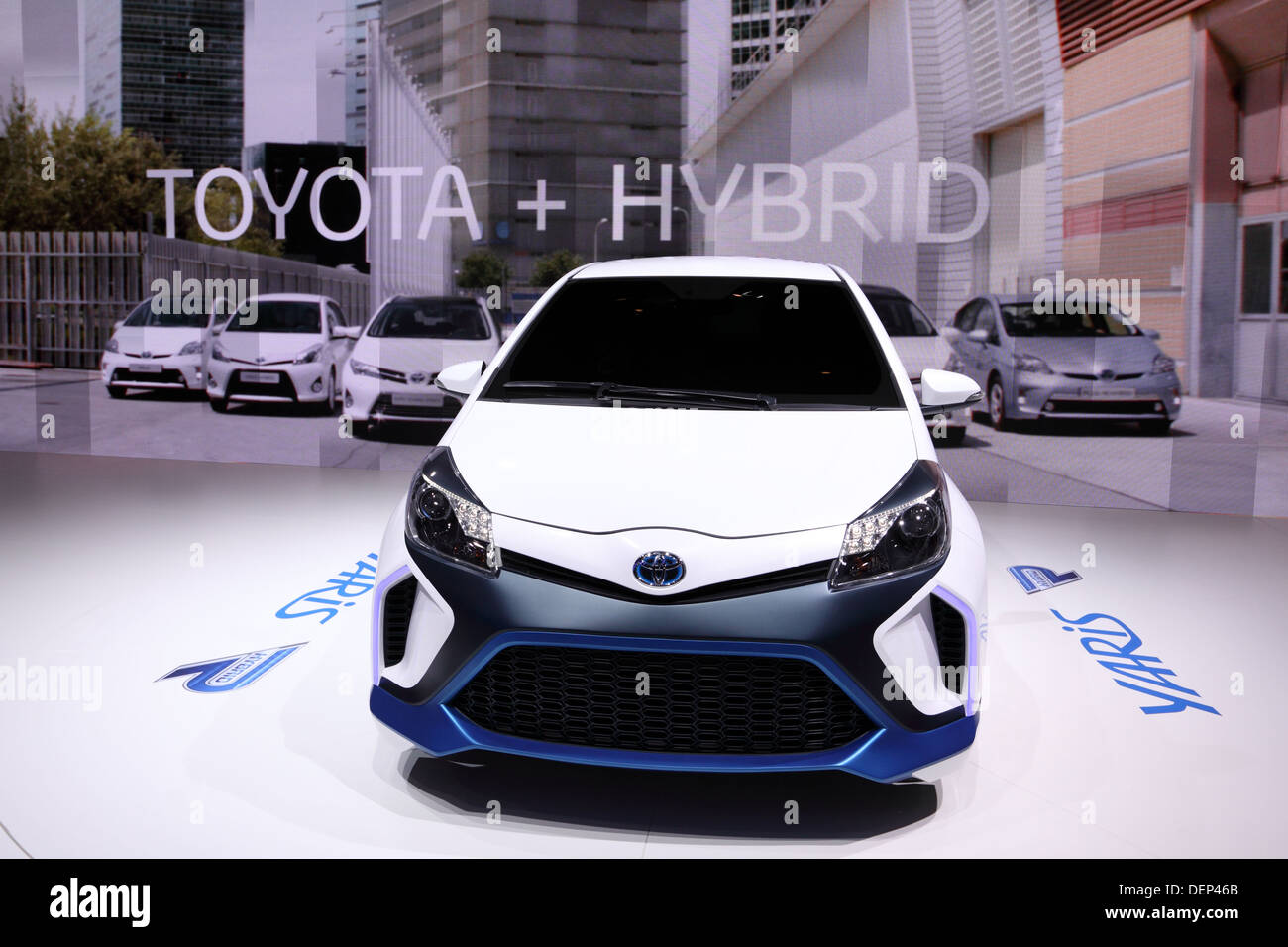 Toyota yaris hybrid hi-res stock photography and images - Alamy