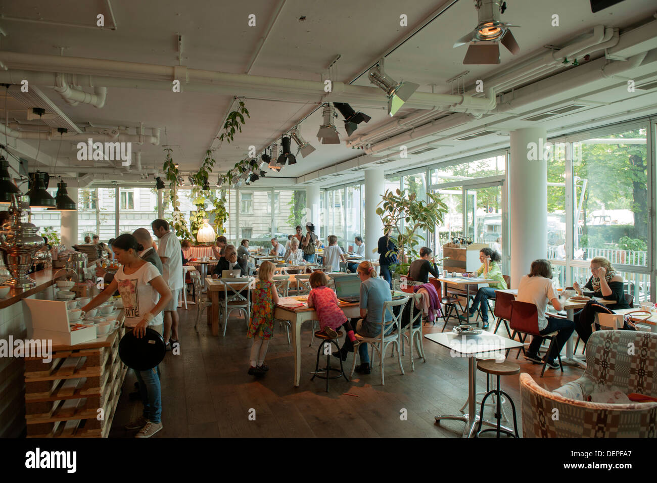 Österreich, Wien 3, Landstrasse, Hotel Daniel, Landstrasser Gürtel 5 Stock  Photo - Alamy