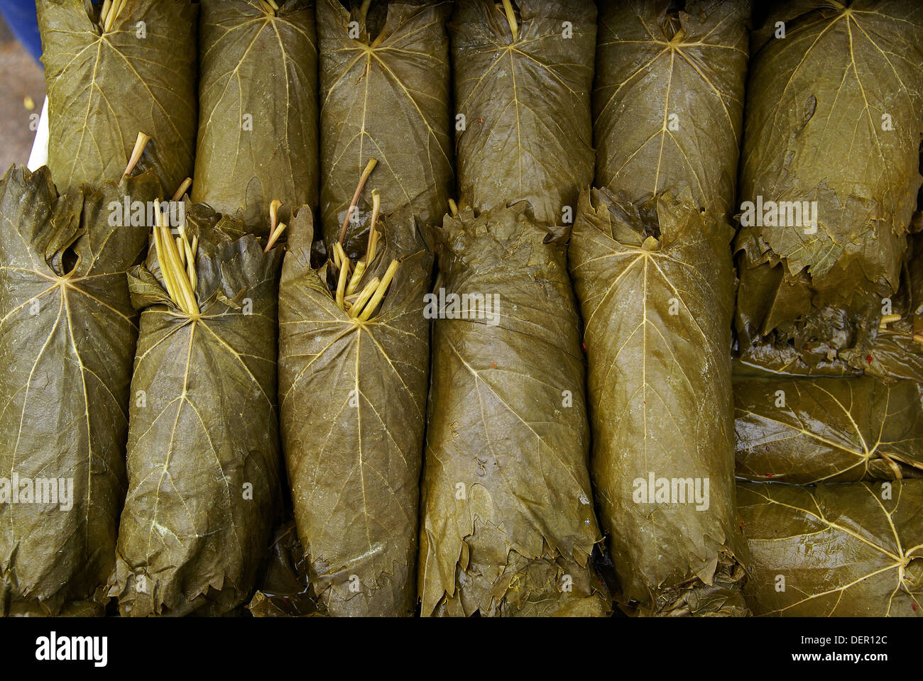 Stuffed vine leaves (Yaprak dolmasi). Misir Carsisi (Egyptian bazaar). Istanbul. Turkey Stock