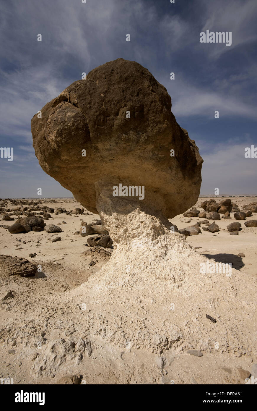 Garden rock hi-res stock photography and images - Alamy