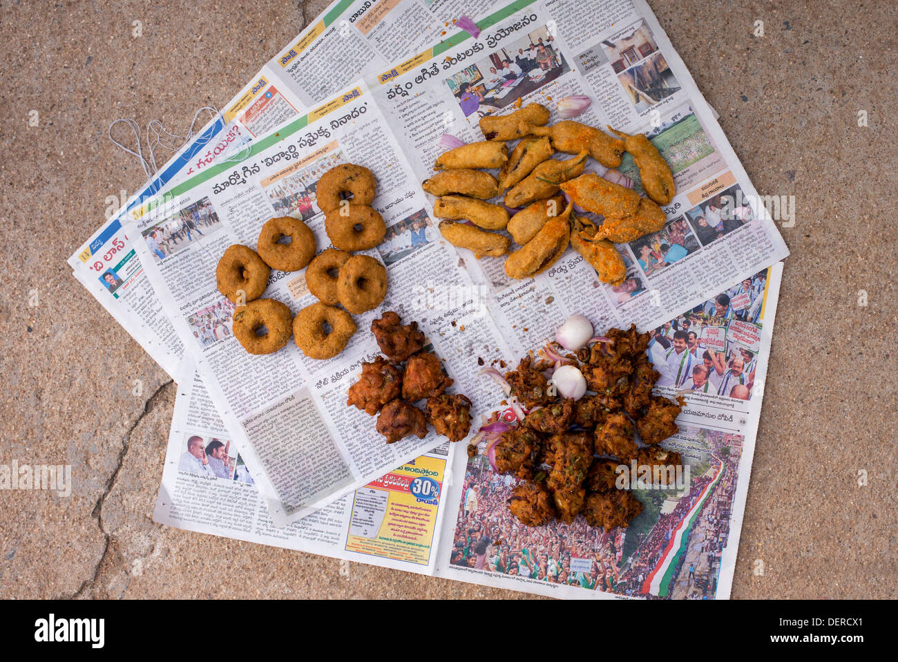Unhealthy deep fried indian street food / fast food. Andhra Pradesh, India Stock Photo