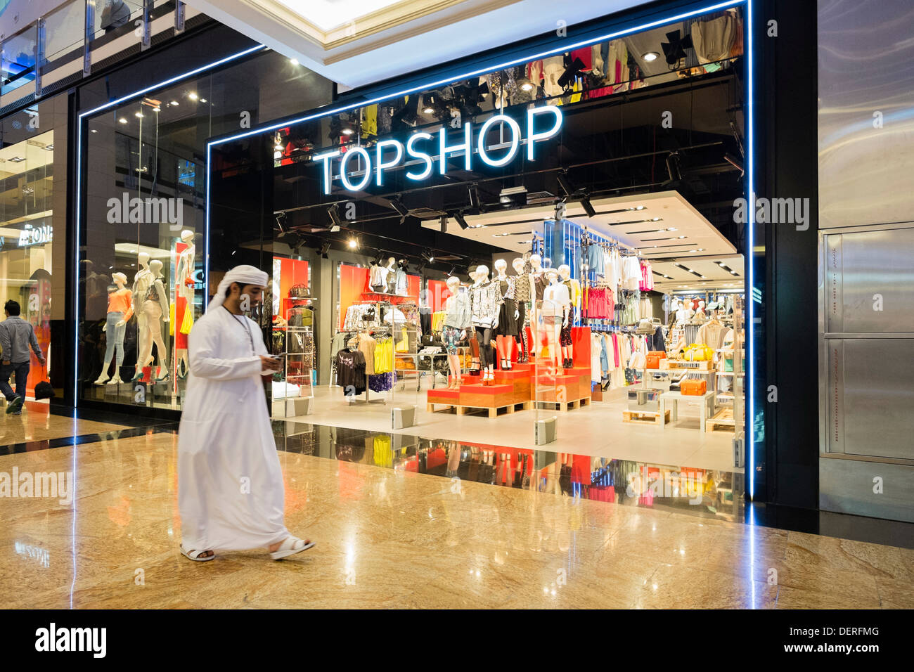 Topshop store at Mall of the Emirates shopping centre in Dubai United Stock  Photo - Alamy