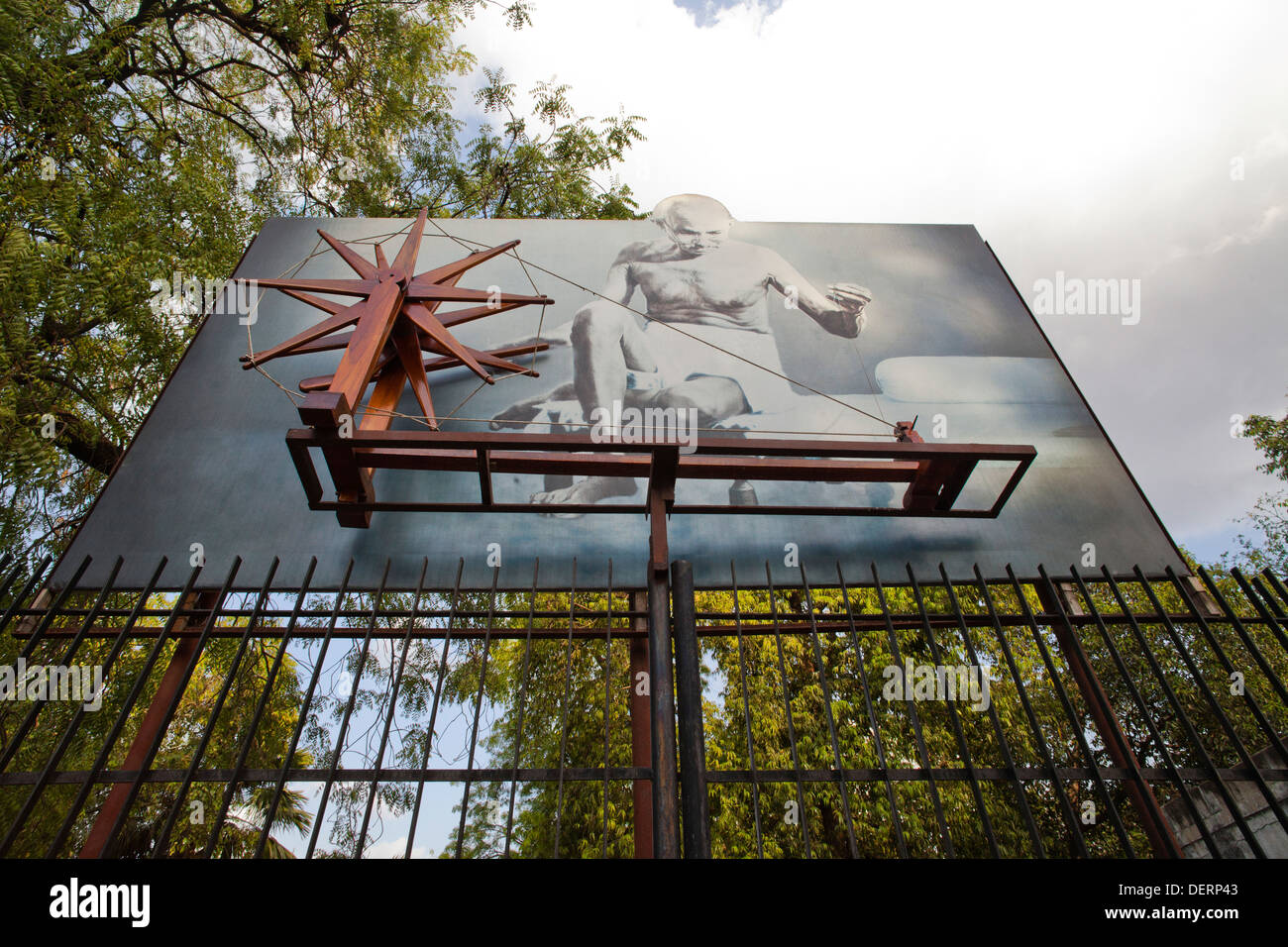 Mahatma gandhi spinning wheel india hires stock photography and images