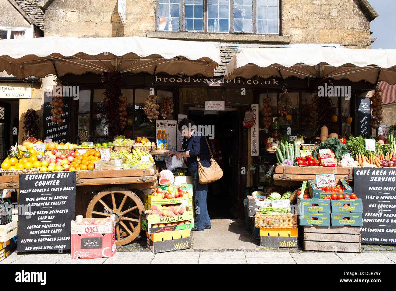 A village store selling fruit and veg produced locally on the high