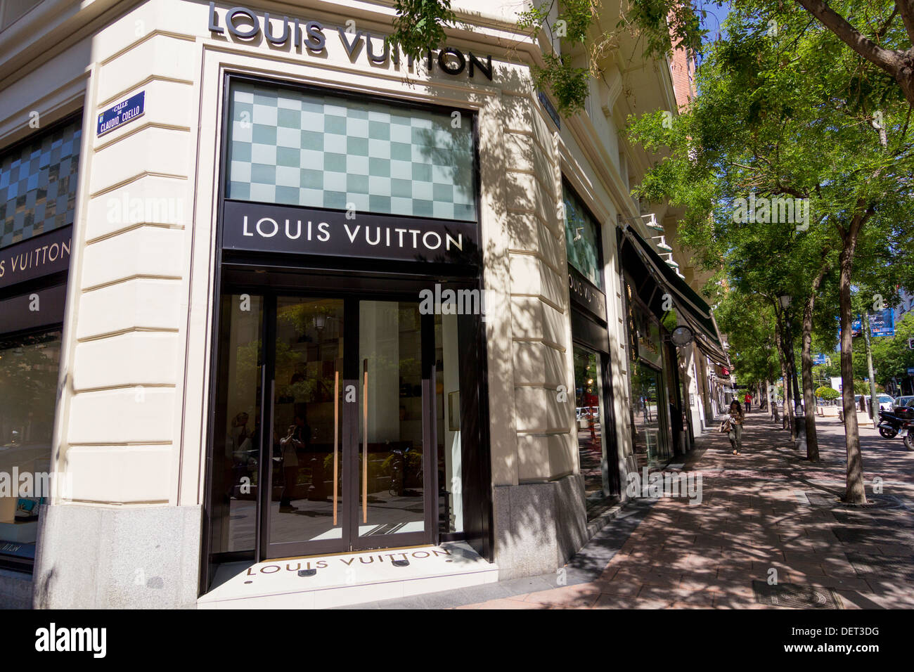 20+ Louis Vuitton Spain Stock Photos, Pictures & Royalty-Free