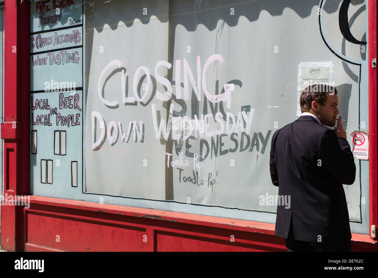 No smoking sign bar hires stock photography and images Alamy
