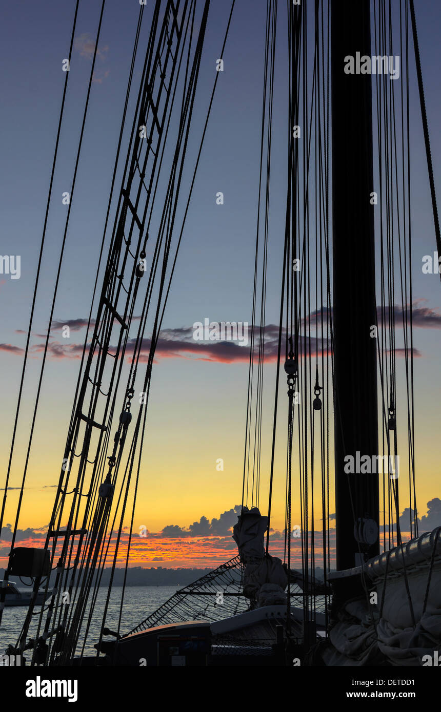 Sunset seen through the rigging of the Californian at the Maritime Museum, on the Embarcadero, San Diego, California Stock Photo