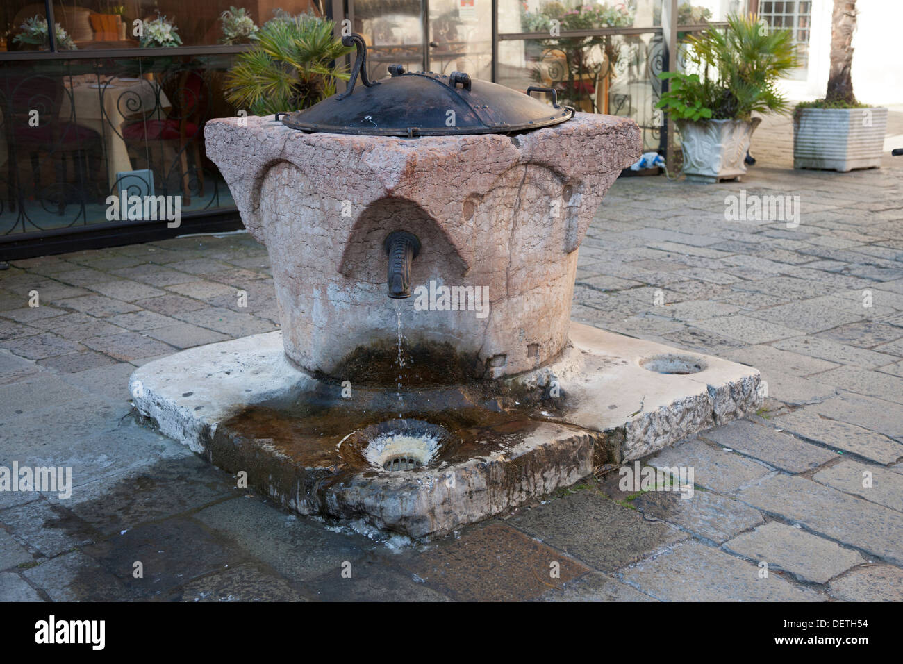 Rim Well High Resolution Stock Photography and Images Alamy