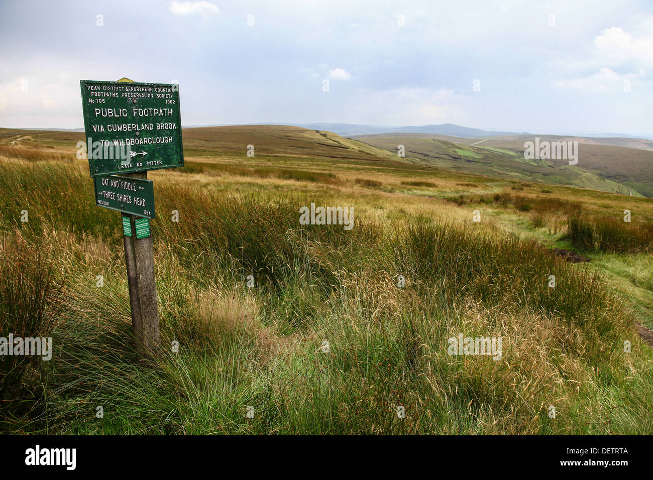 peak district footpath preservation society footpath 105 sign on the Whetstone Ridge Wildboarclough Cheshie England UK Stock Photo