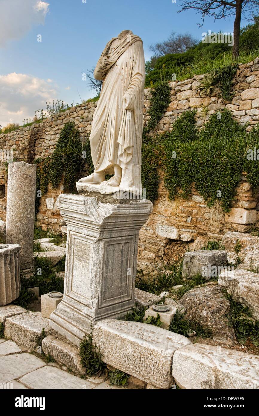Headless statue in the ruins at Ephesus Stock Photo Alamy