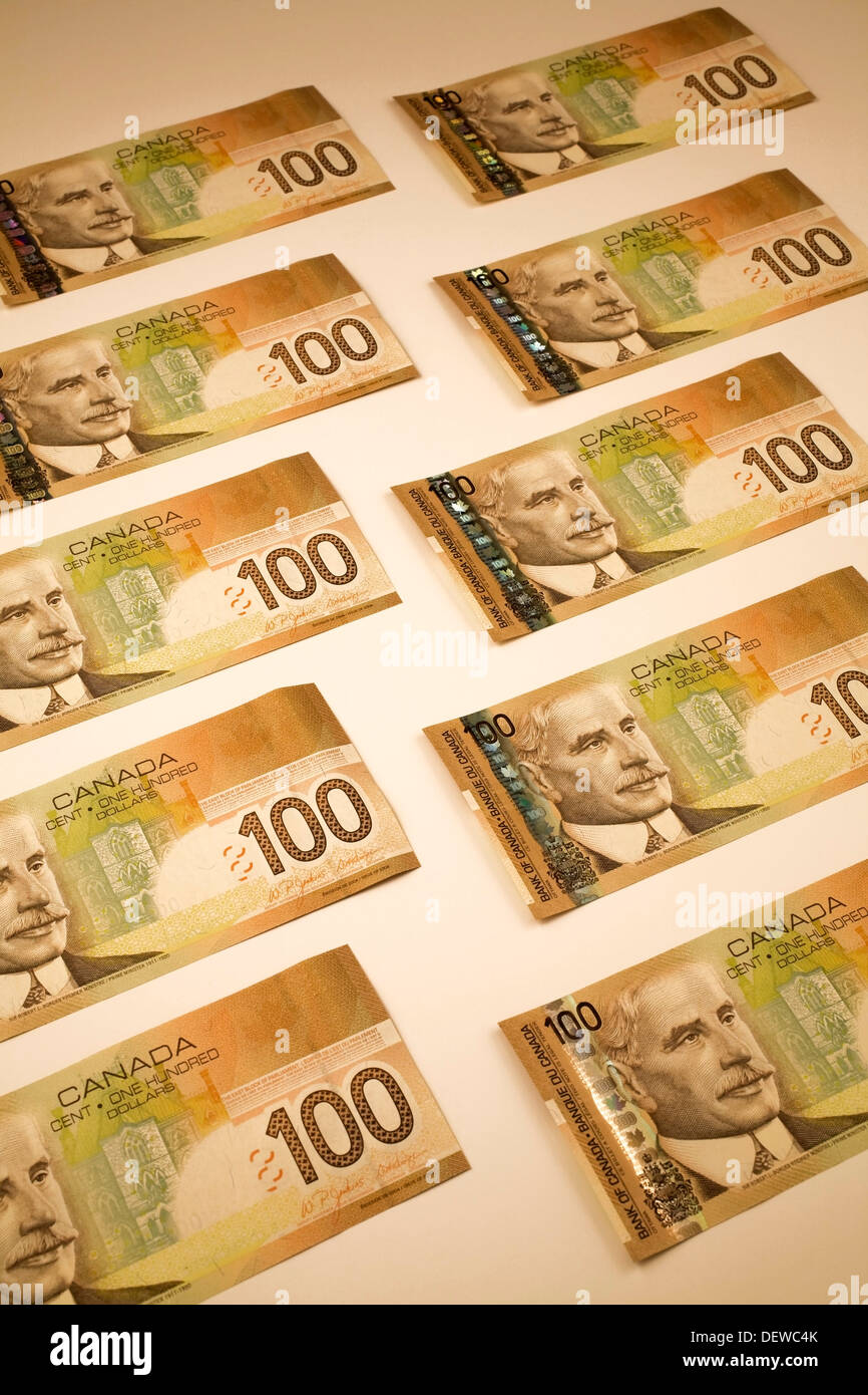 One Thousand Dollars Hi Res Stock Photography And Images Alamy