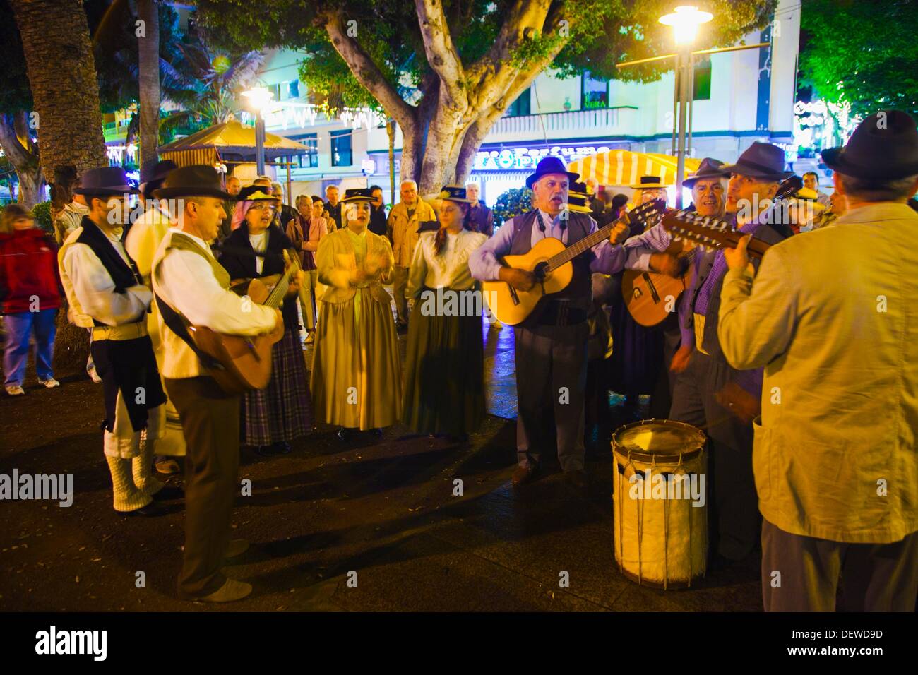 Folk Group singing Christmas and traditionals songs Puerto de la Cruz