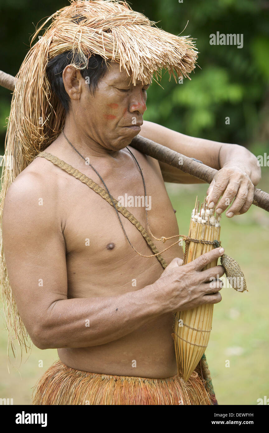 Blowpipe two hires stock photography and images Alamy