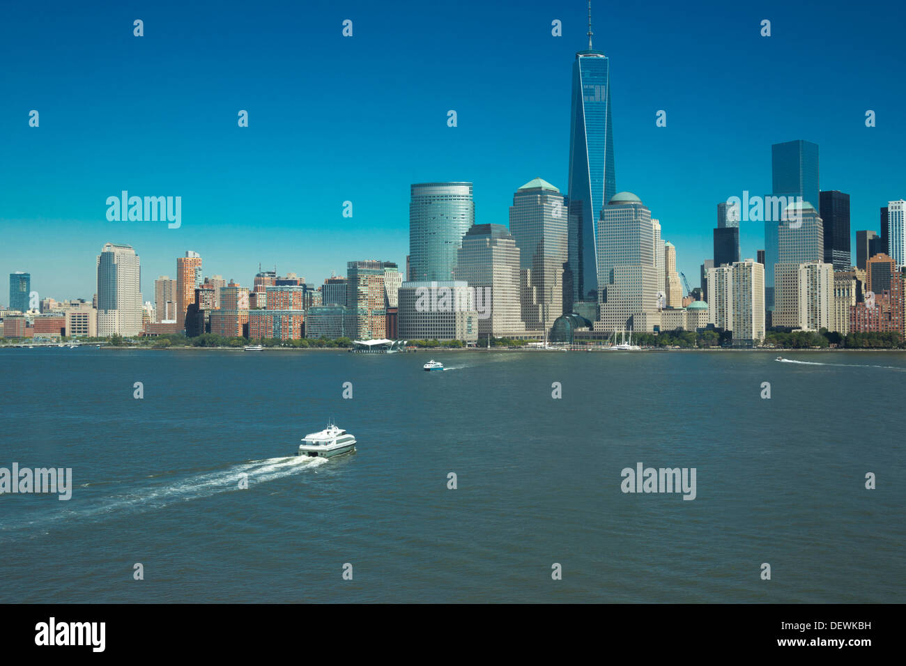 AERIAL HUDSON RIVER DOWNTOWN SKYLINE MANHATTAN NEW YORK CITY USA Stock ...