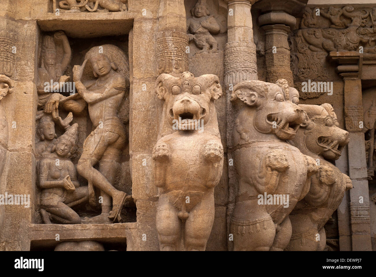 Lord Dakshinamurthy, Kailasanatha temple was built by the Pallavas ...