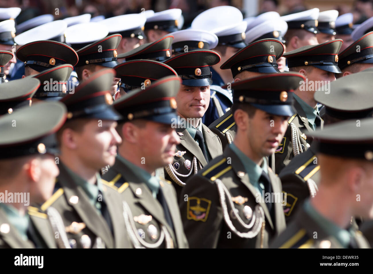 Army cadets parade hi-res stock photography and images - Alamy