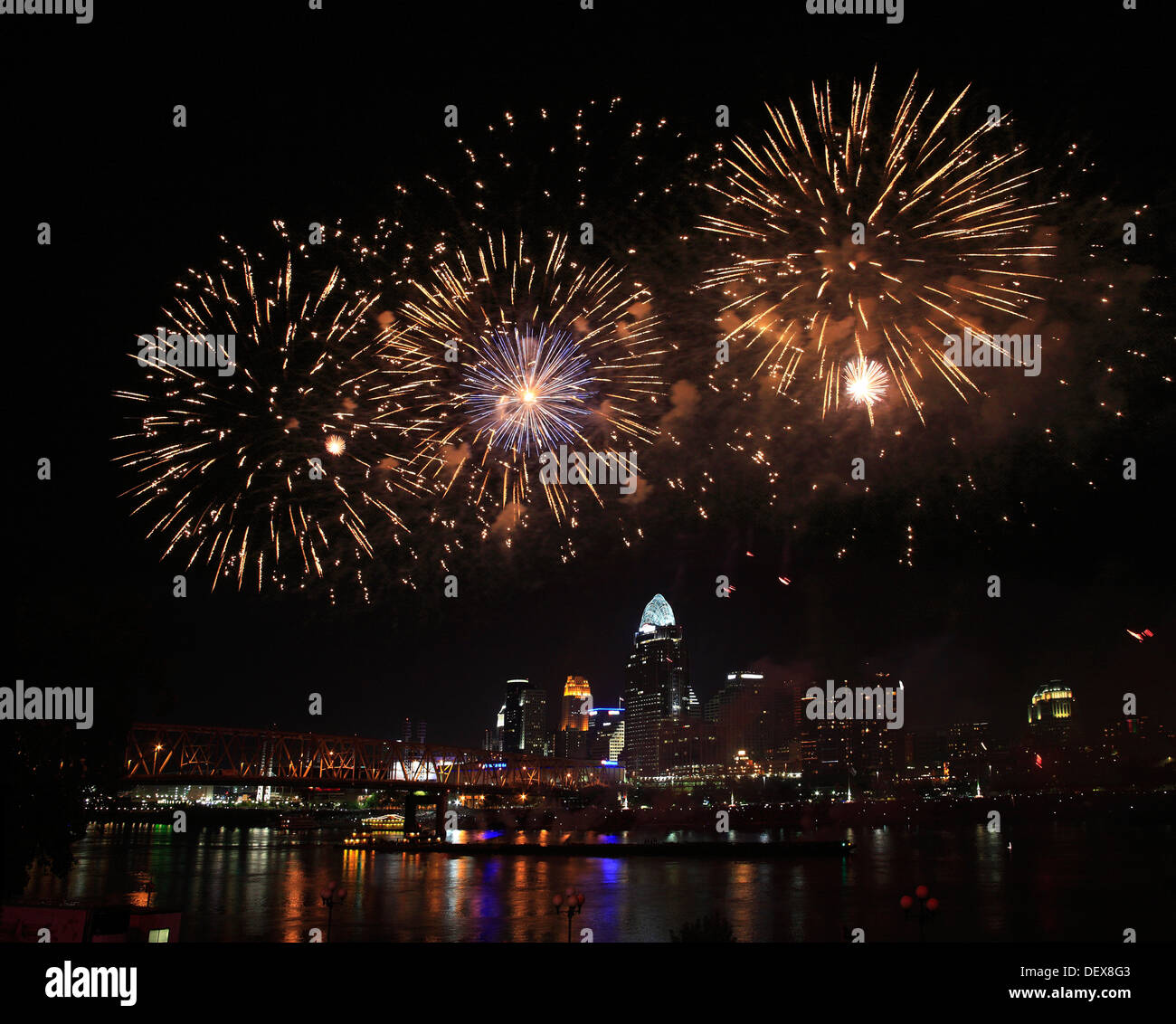 Ohio River Fireworks High Resolution Stock Photography And Images Alamy