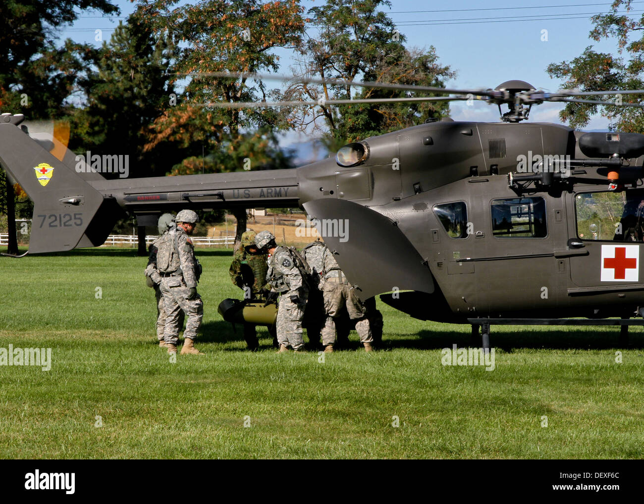 Yakima Training Center, Wash. U.S. Army medics and Japanese Ground