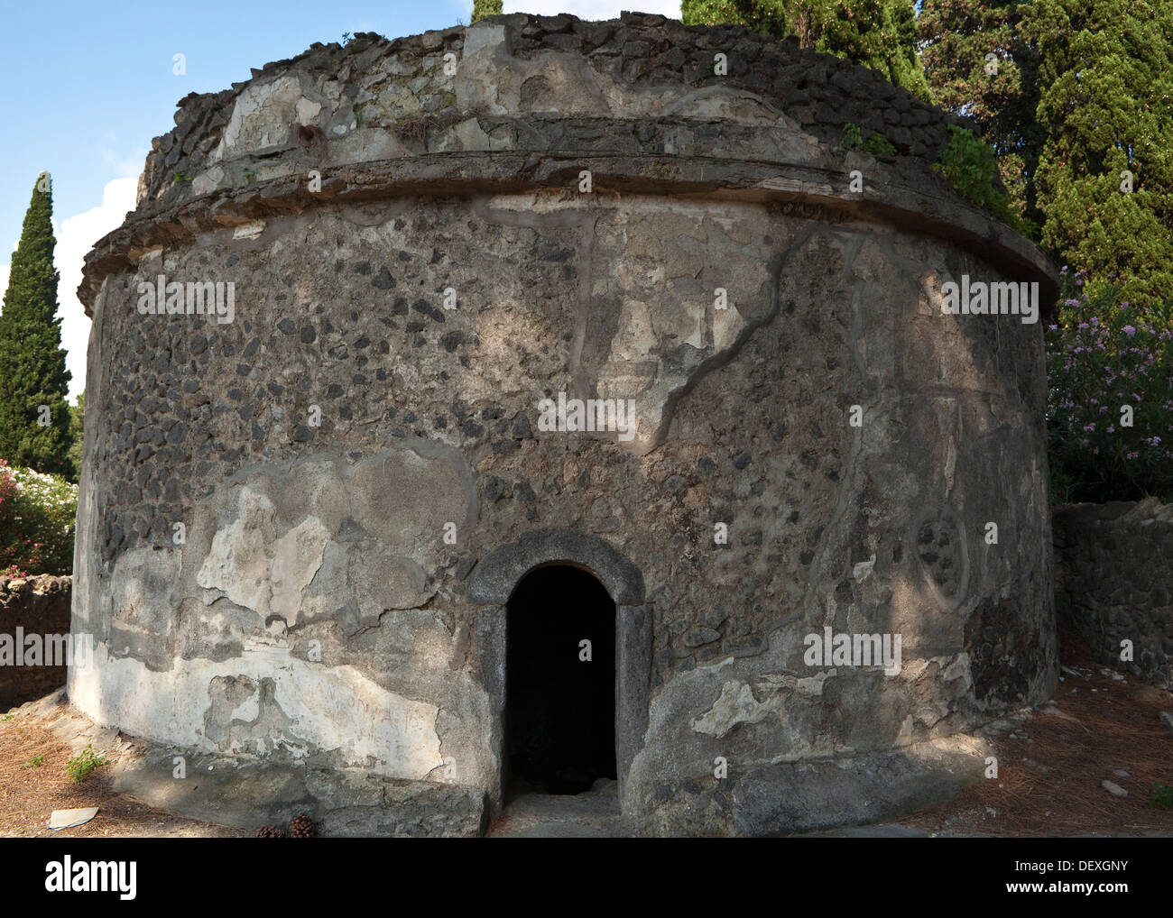 The remains of a round tomb in Pompeii Stock Photo