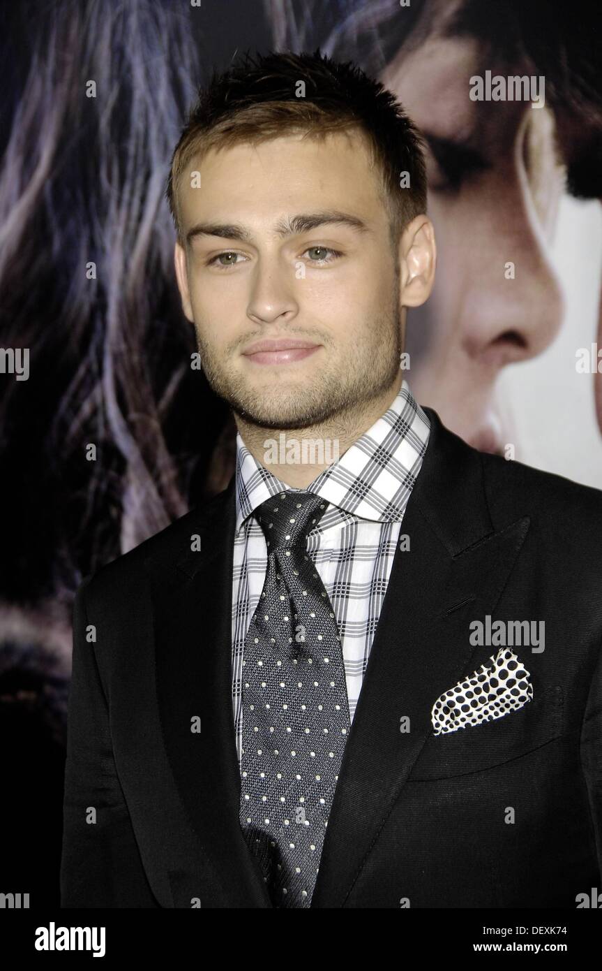 Los Angeles, CA. 24th Sep, 2013. Douglas Booth at arrivals for ROMEO AND JULIET Premiere, ArcLight Hollywood, Los Angeles, CA September 24, 2013. © Michael Germana/Everett Collection/Alamy Live News Stock Photo