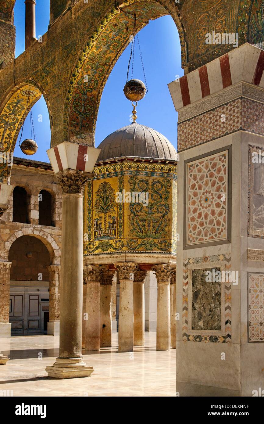 Syria-Damascus- The Umayyad Mosque, also known as the Grand Mosque of Damascus Arabic:    , transl  Gam´ Bani ´Umayyah Stock Photo