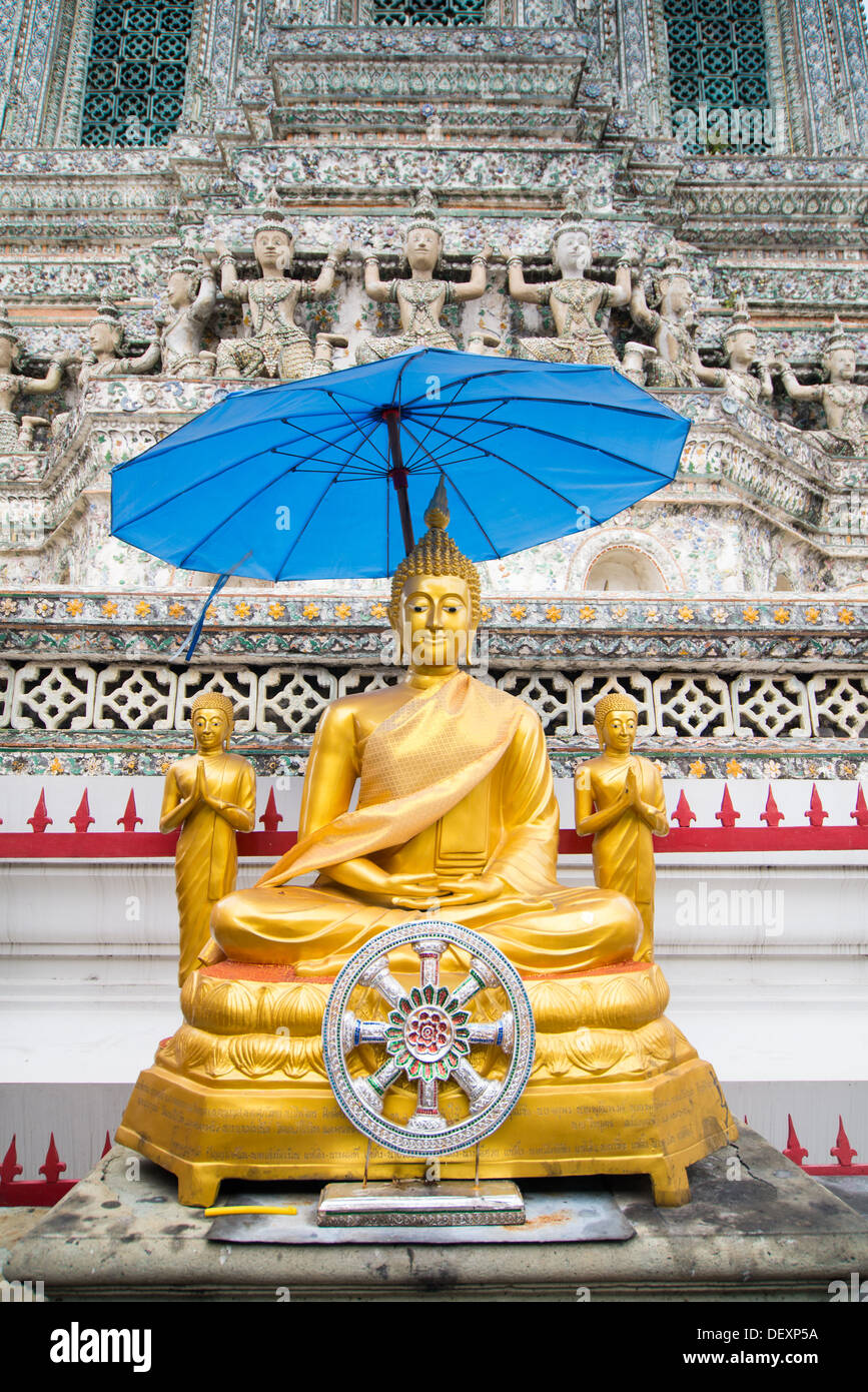 Buddha gold umbrella hires stock photography and images Alamy