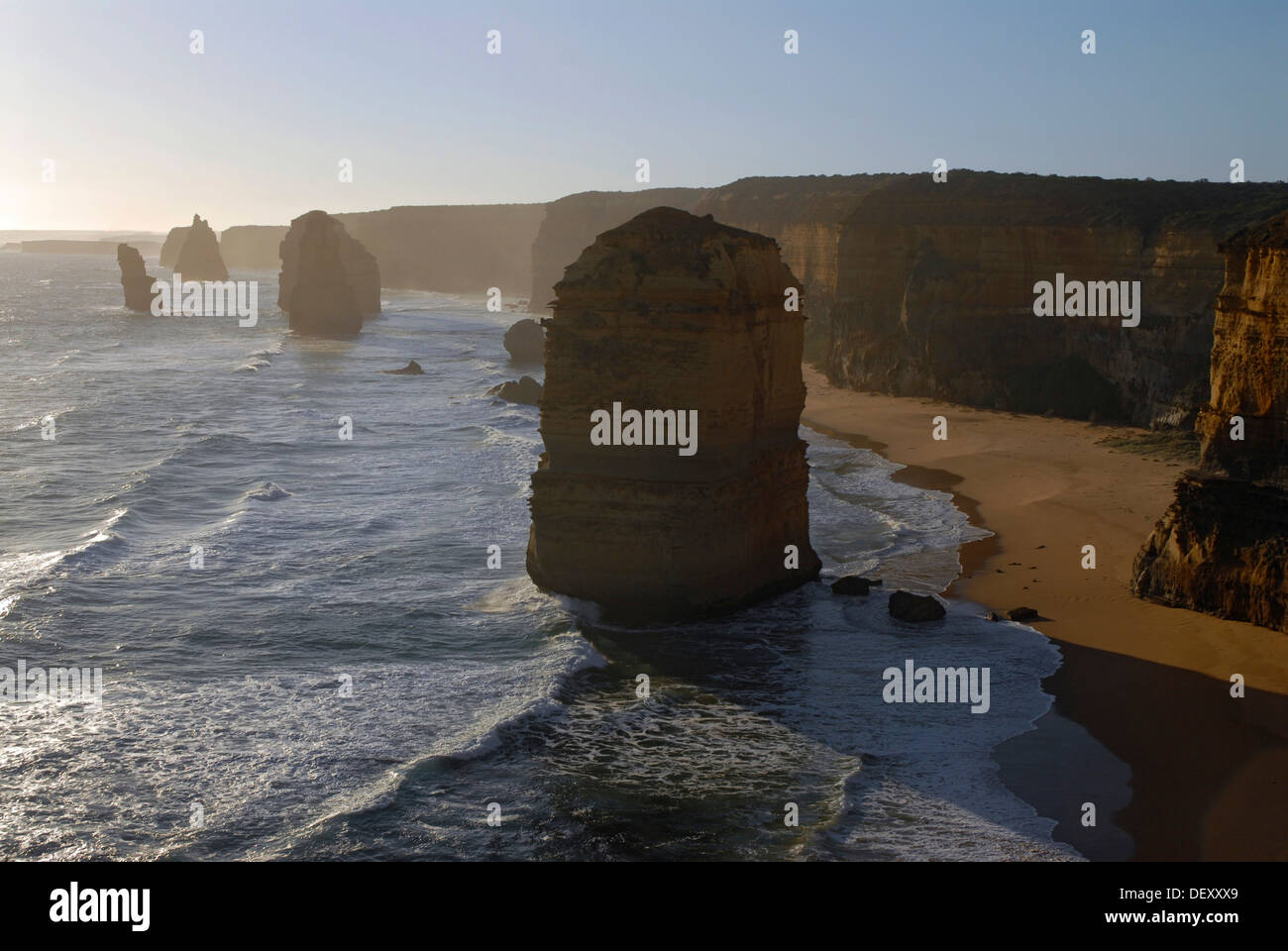 The Twelve Apostles in the evening, Great Ocean Road, Victoria ...