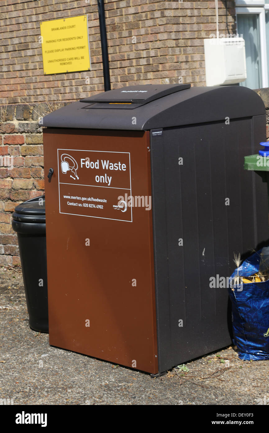 Food waste bin hires stock photography and images Alamy