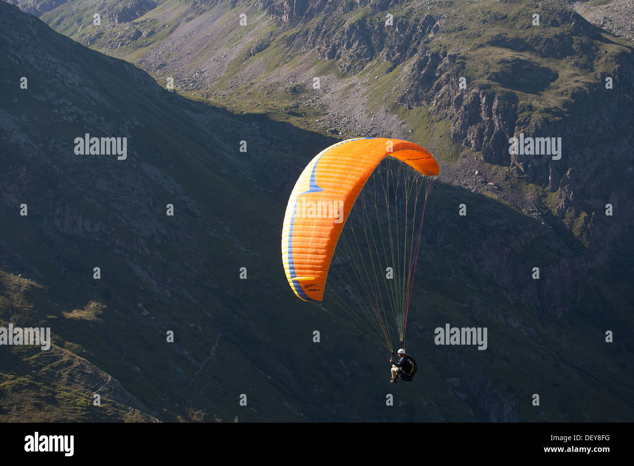 Glider gliding hires stock photography and images Alamy