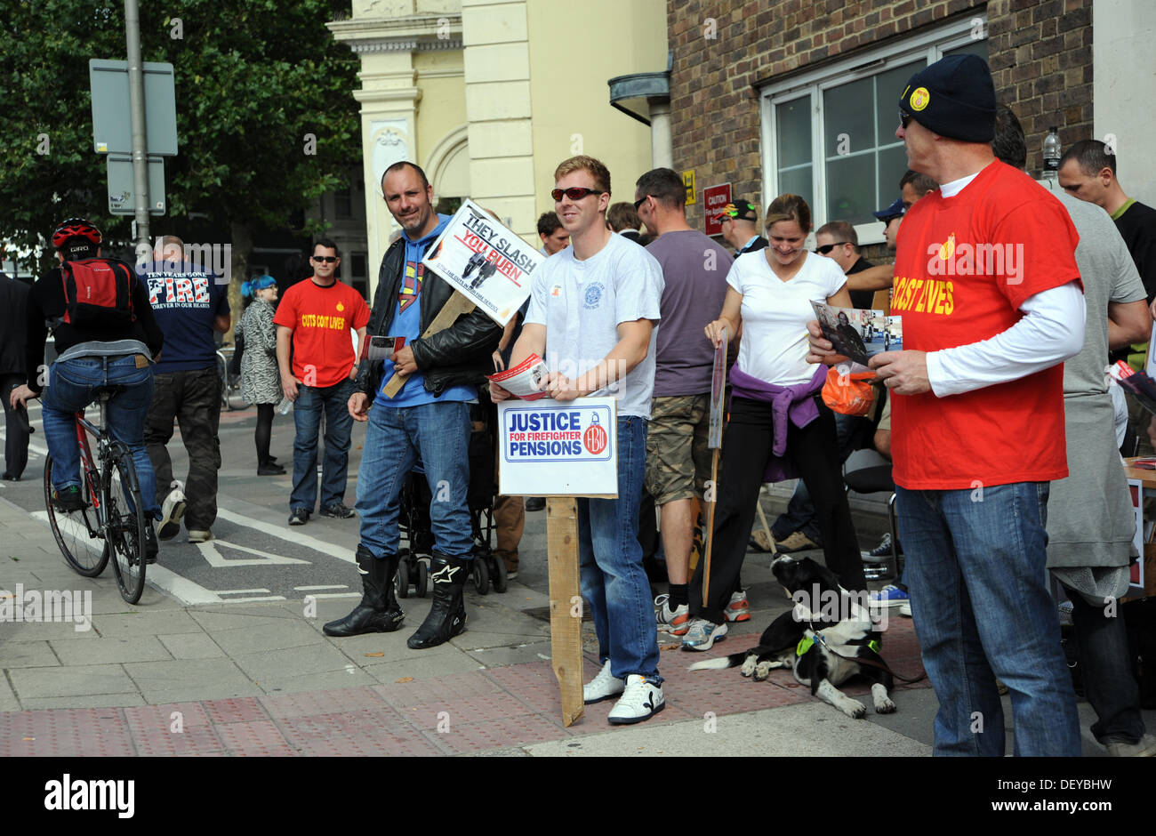 Members of the Fire Brigades Union on strike outside the Preston Circus Fire Station in Brighton Stock Photo