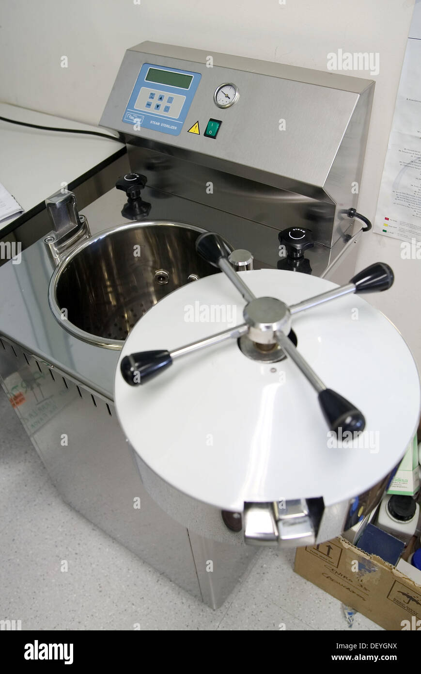 Autoclave to sterilize medical or biological instruments Stock Photo