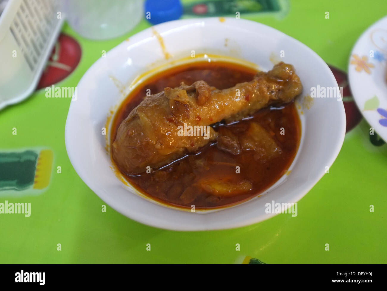 Bowl of Thai massaman curry in Bangkok, Thailand Stock Photo