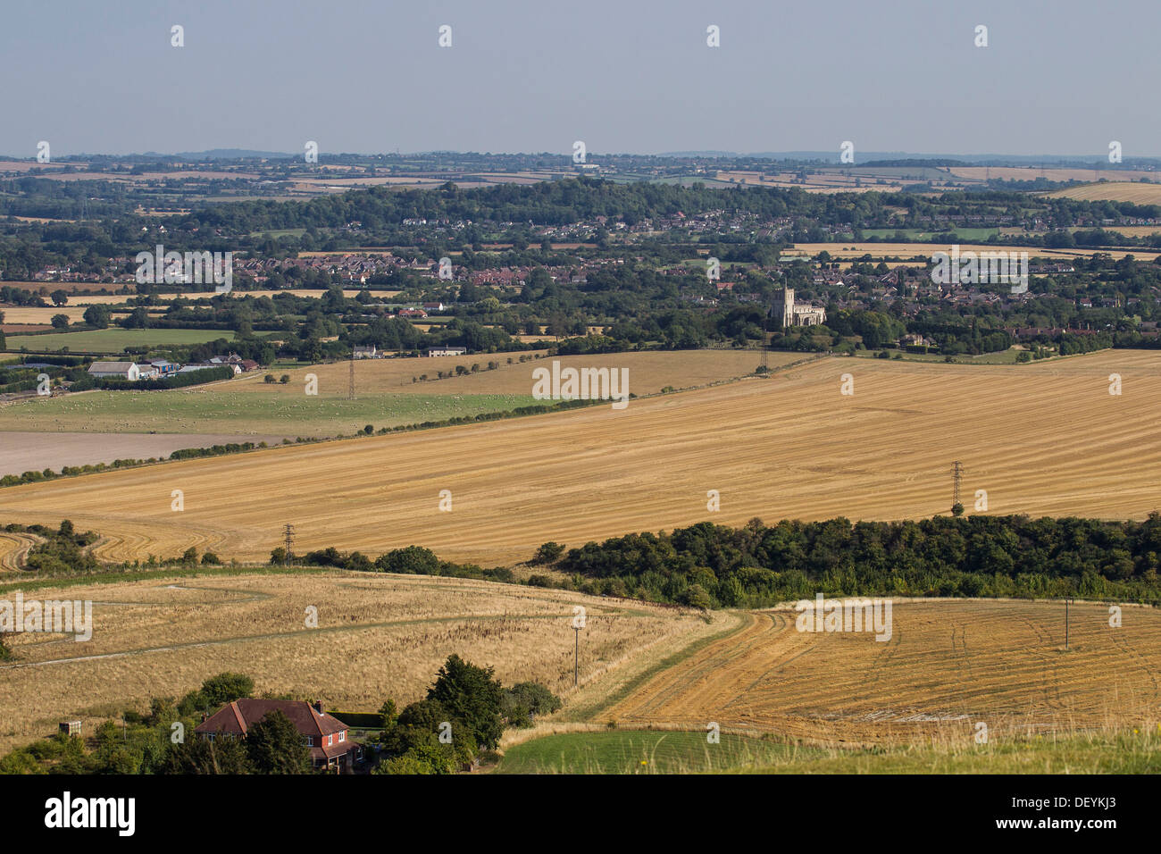 View from Ivinghoe Beacon, towards Edlesborough, Buckinghamshire Stock ...