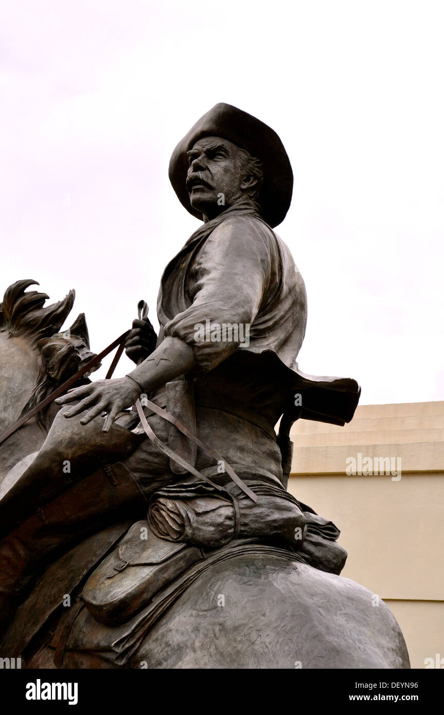 Horse sculpture hires stock photography and images Alamy