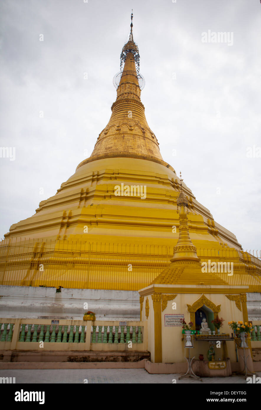 A stupa at U Zina Paya in Mawlamyine. Stock Photo