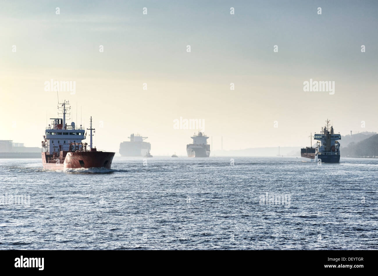 Cargo ships and tankers, Port of Hamburg Stock Photo