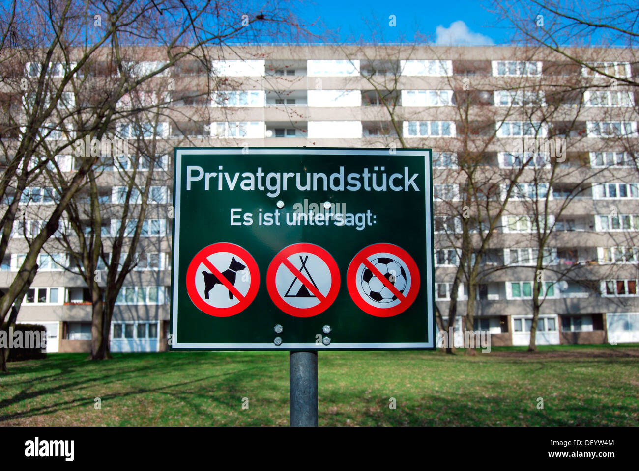 Sign, Privatgrundstueck, German for Private Property, Duesseldorf, North Rhine-Westphalia Stock Photo