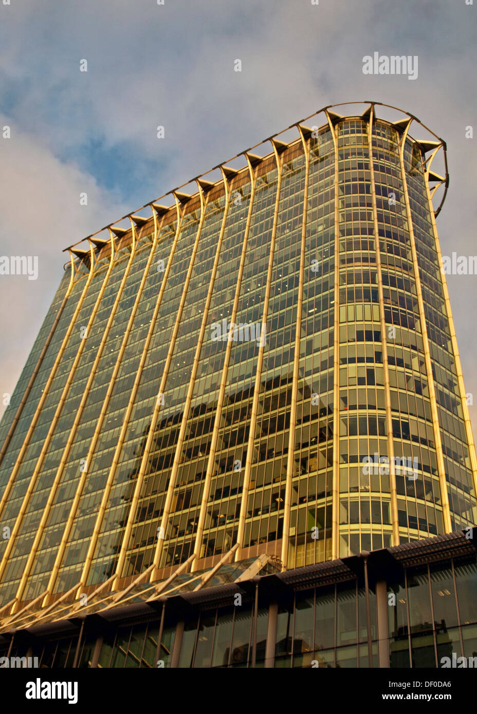 View of CityPoint, the fifth-tallest building in the City of London ...