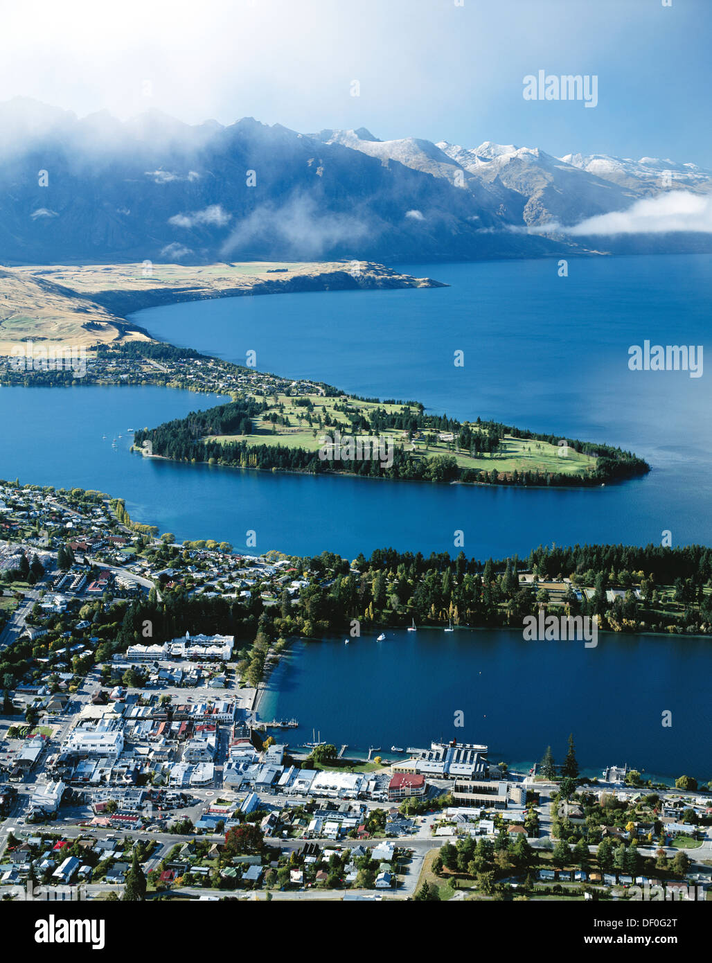 Otago region queenstown new zealand hi-res stock photography and images ...