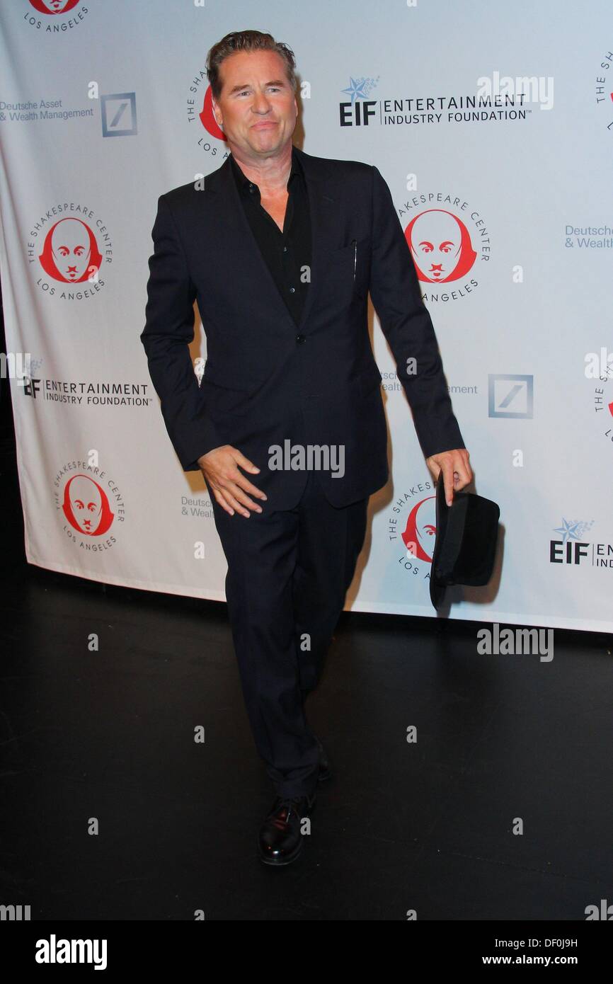 Los Angeles, California, USA. 25th Sep, 2013. Val Kilmer attends 23rd Annual Simply Shakespeare 2013 held at The Broad Stage on September 25, 2013 in Santa Monica, California. Credit:  TLeopold/Globe Photos/ZUMAPRESS.com/Alamy Live News Stock Photo