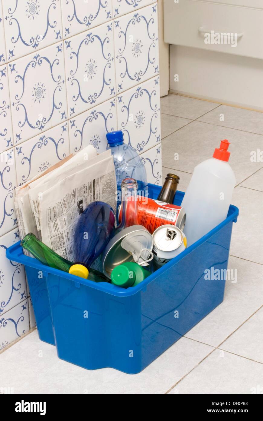 Recycling bin paper plastic glass hi-res stock photography and images ...