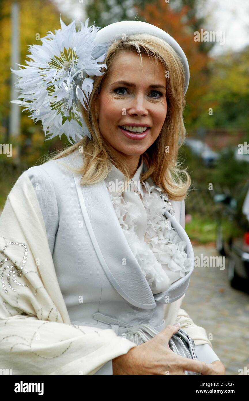 Inaara Begum Agha Khan at the christening of Grace von Bismarck in ...