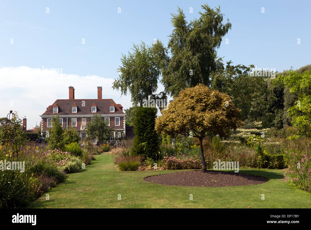 The Salutation, in the Secret Garden's of Sandwich, Kent Stock Photo