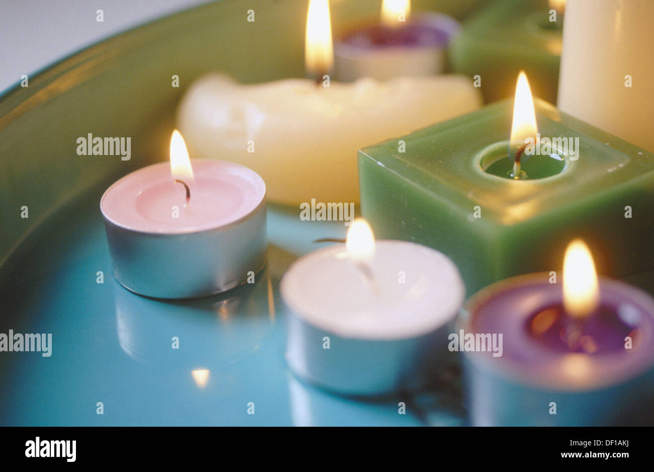 Oxygen candles hires stock photography and images Alamy